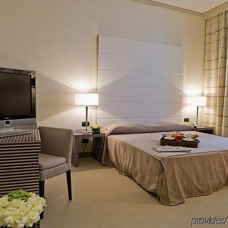 H2C Hotel Napoli Room photo